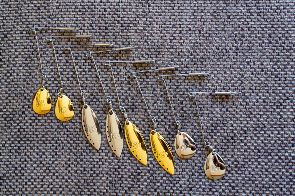 AQUA-FISCH 2017 Fish Arrow J-Spinner