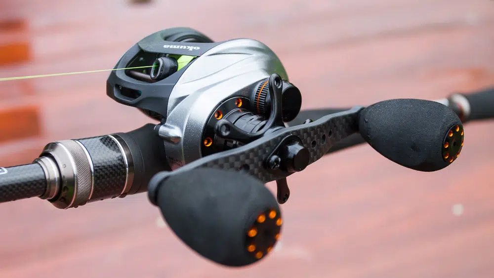 Okuma Helios SX Baitcast Reel